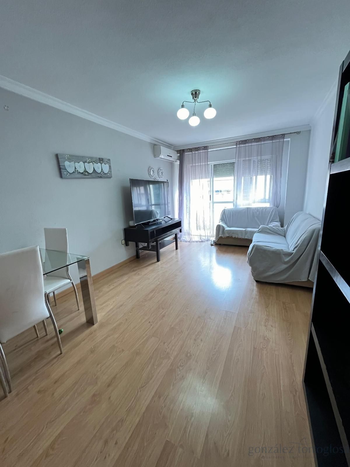 Living room of Flat for sale in Lorca  with Air Conditioner, Furnished and Balcony