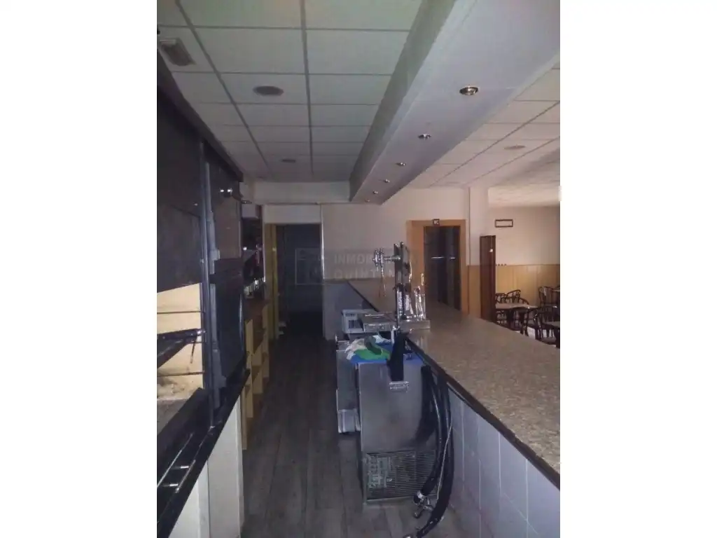 Local comercial en venda a Cervantes 22, imagen 3