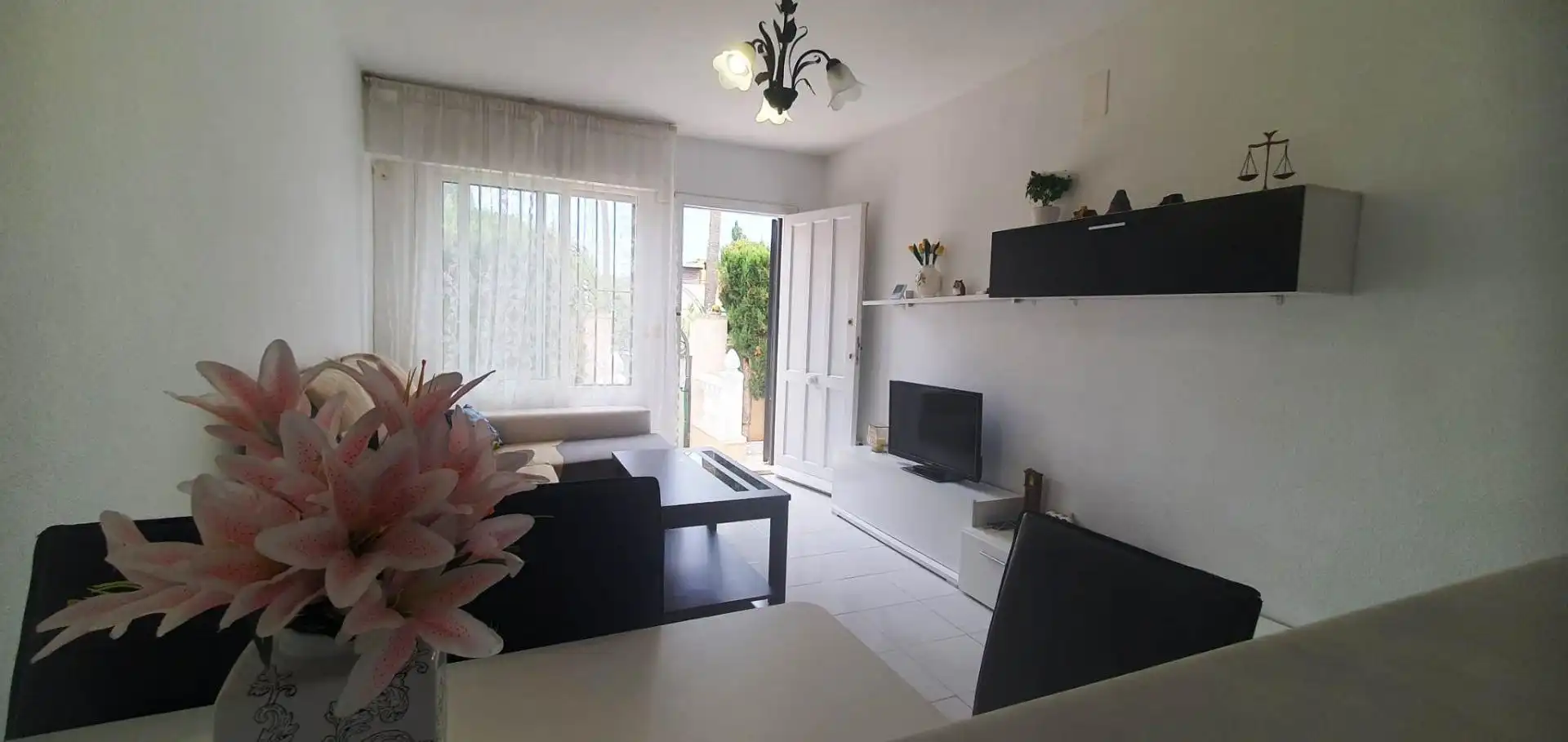 Casa amb jardí de lloguer a Los Balcones - Los Altos