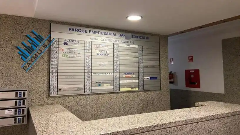 Individual for sale in Avenida CERRO DEL AGUILA, imagen 5