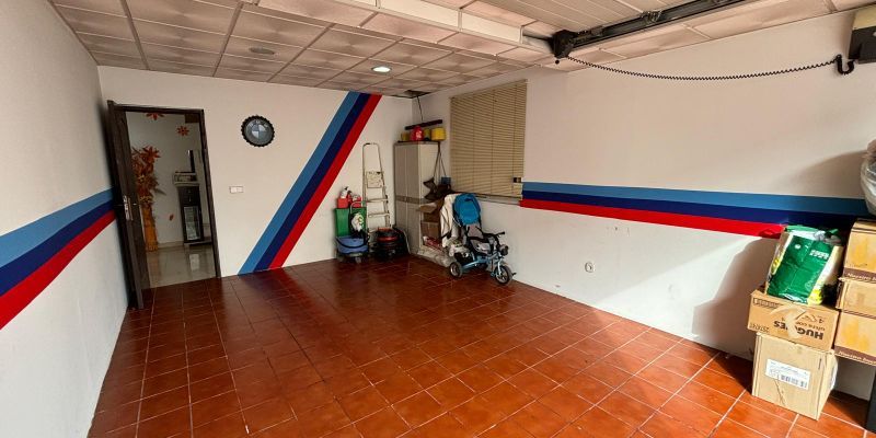 House or chalet for sale in Dos Hermanas  with Air Conditioner, Private garden and Terrace