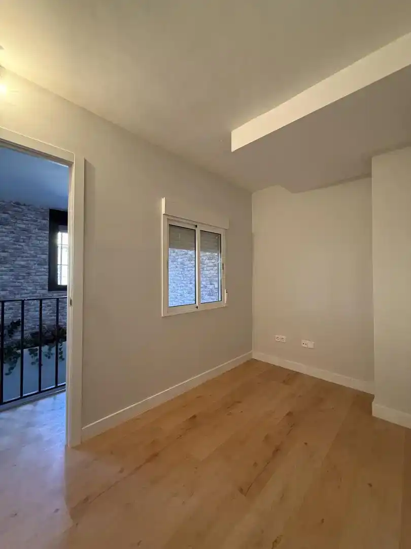 Habitación de Piso en venta en Los Santos de la Humosa, Madrid