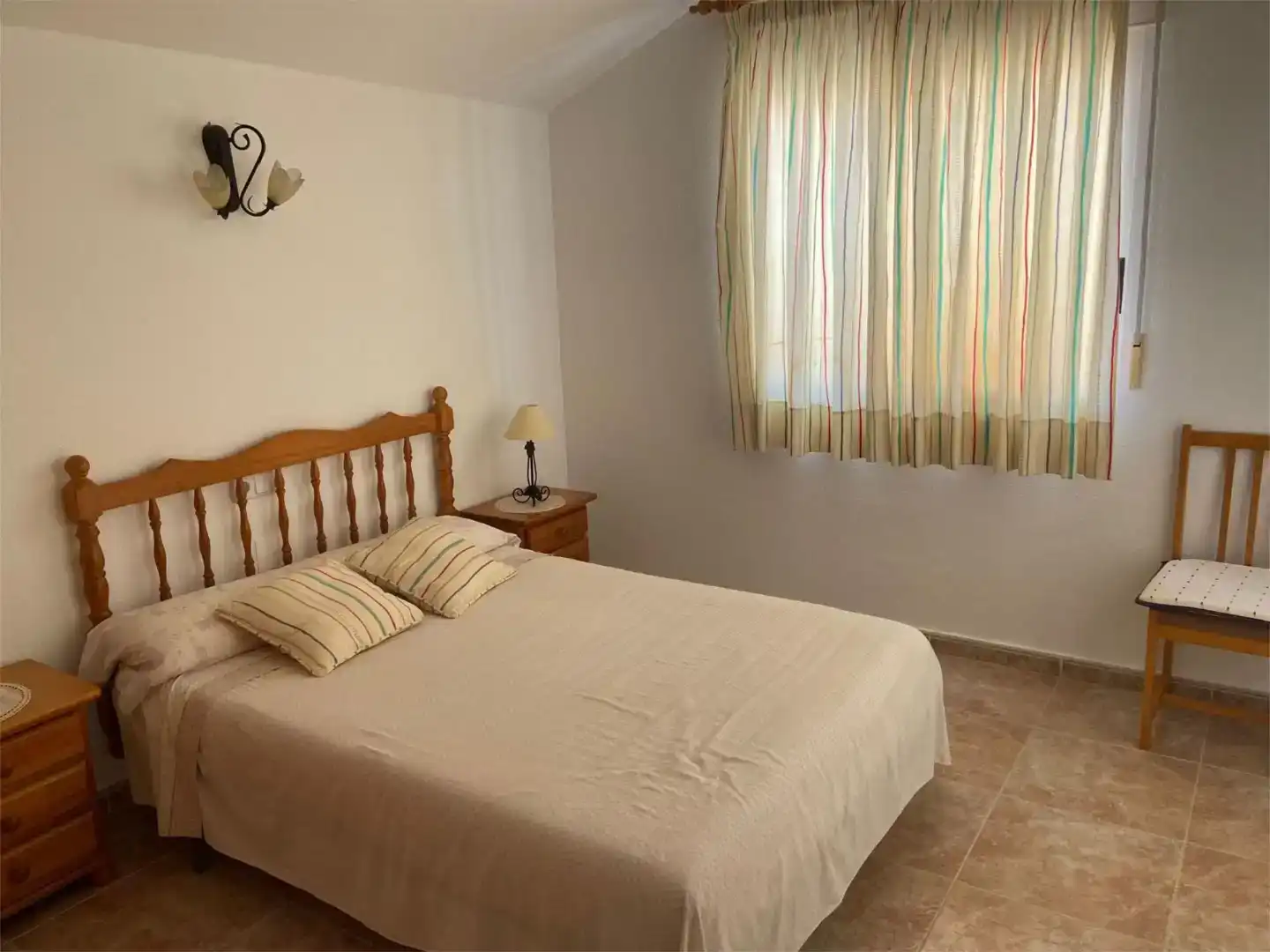 Habitación de Dúplex de alquiler en Pilar de la Horadada con Aire acondicionado, Trastero y Amueblado