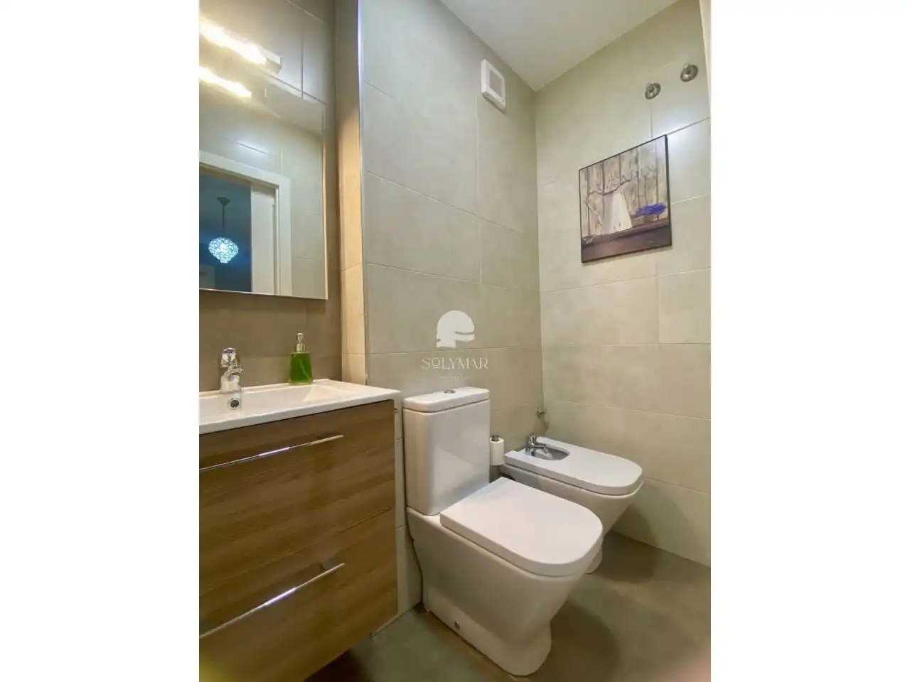 Baño de Piso de alquiler en Vélez-Málaga con Aire acondicionado, Terraza y Amueblado