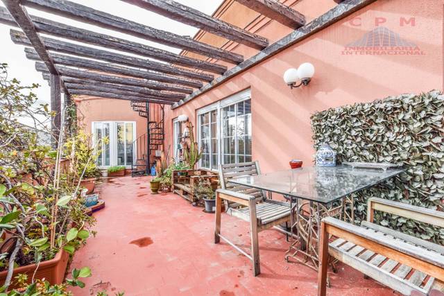 Ático en Alquiler en Embajadores - Lavapiés