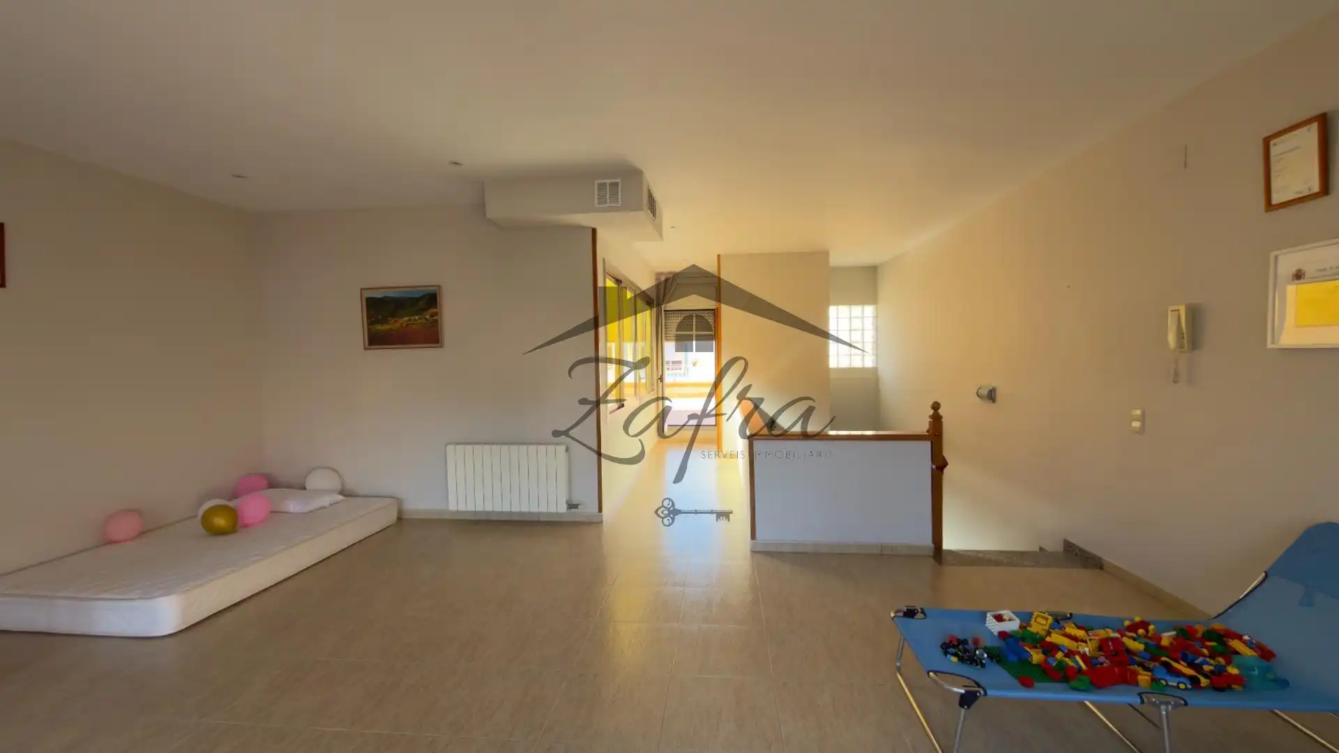 Sala de estar de Casa adosada en venta en Badalona con Calefacción y Terraza