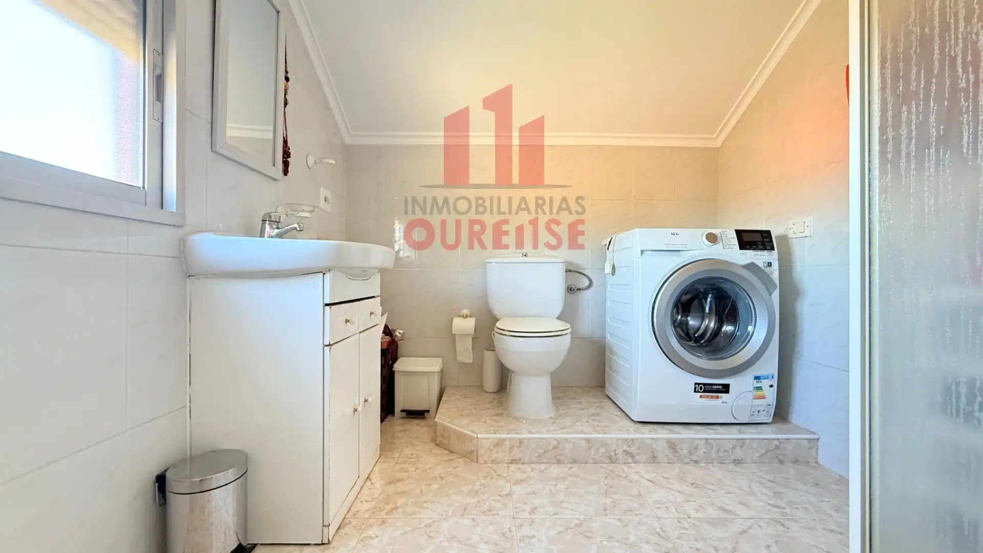 Baño de Casa o chalet en venta en Ourense Capital  con Jardín privado, Terraza y Trastero