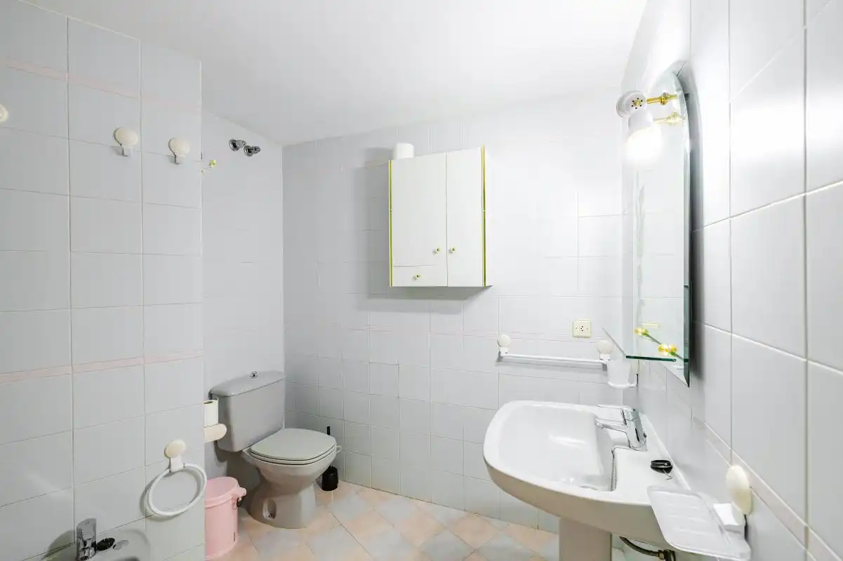 Bathroom of Flat for sale in Torrox  with Air Conditioner, Heating and Private garden