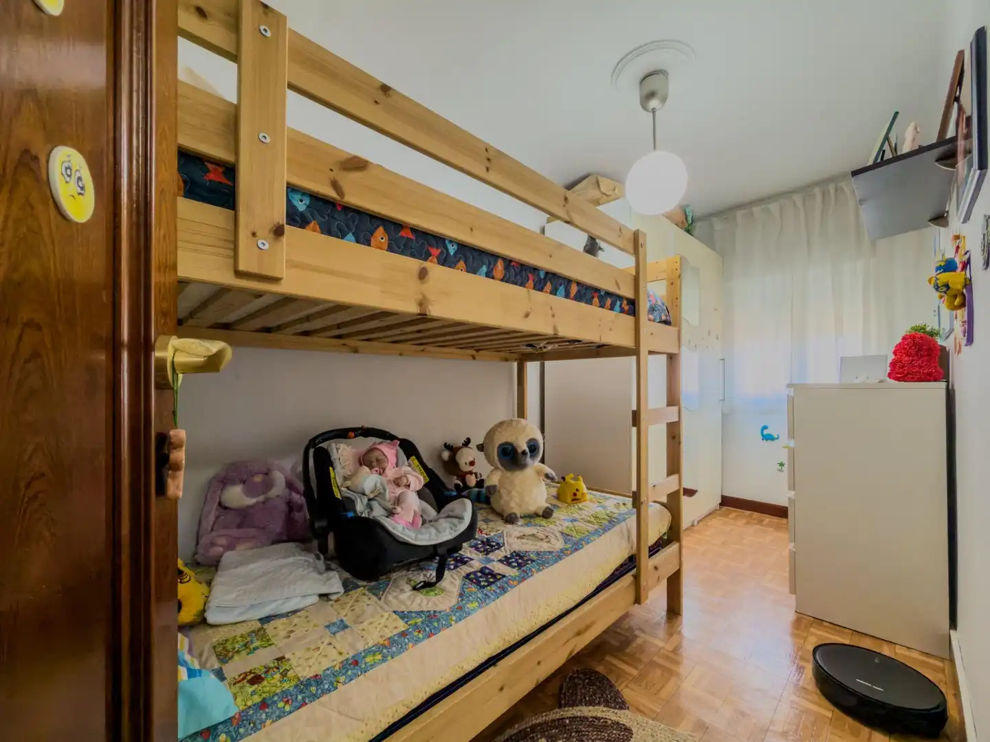 Schlafzimmer von Wohnung zum Verkauf in Santander mit Heizung