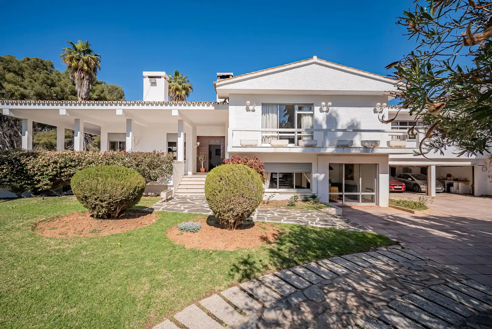 Casa con terraza en venta en San Pedro de Alcántara