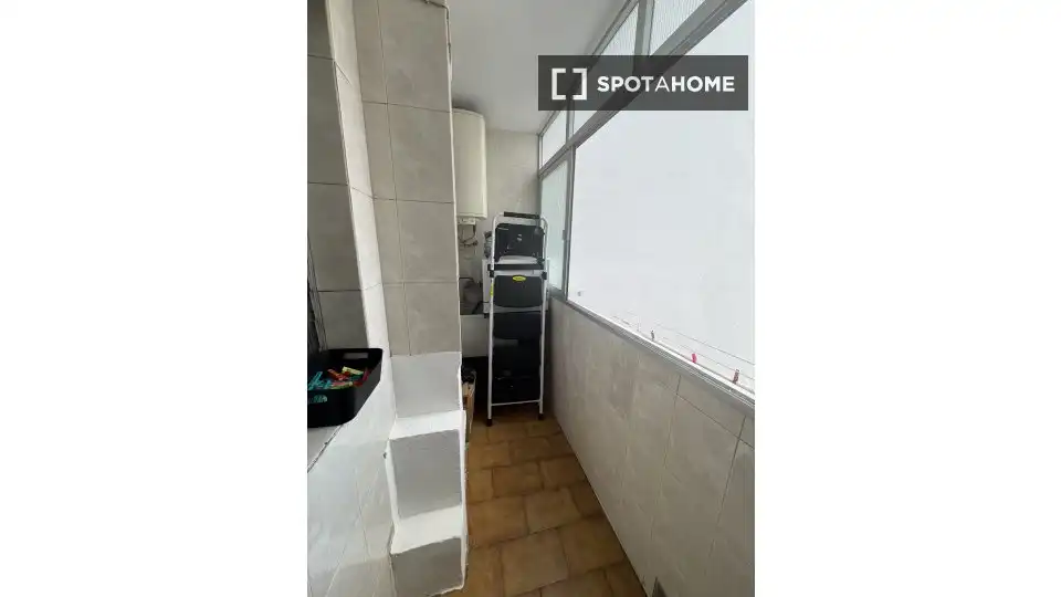 Flat with terrace to rent in Extramurs, imagen 7