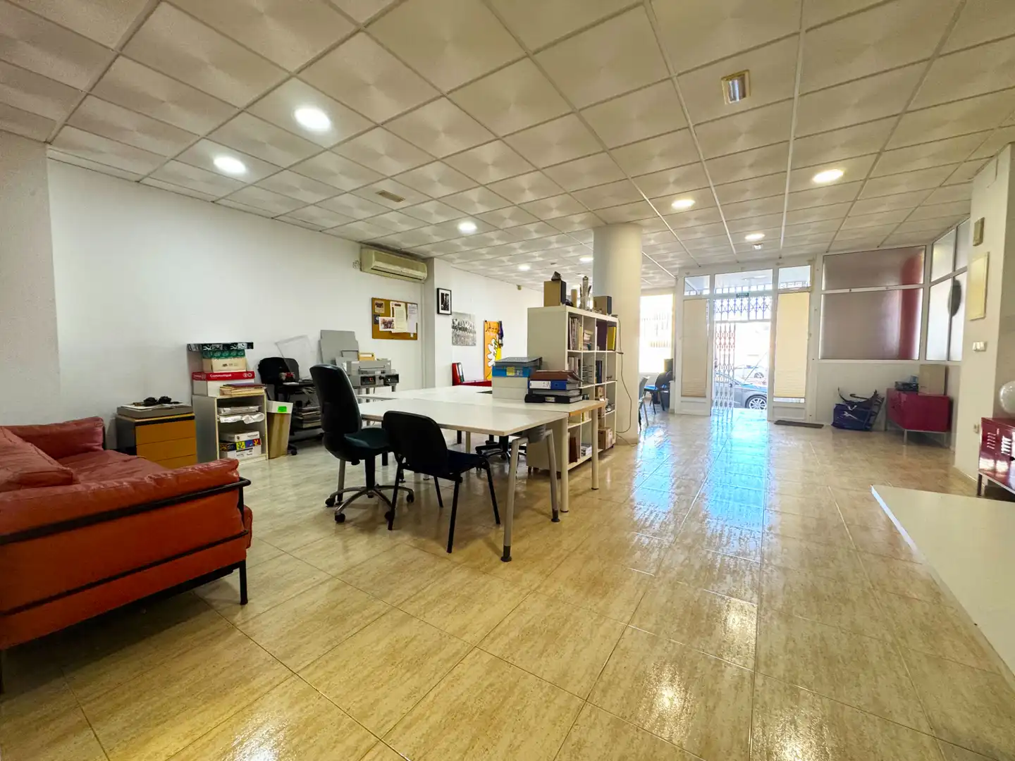 Local commercial à vendre à Calle Doctor Ferrero Velasco, imagen 2