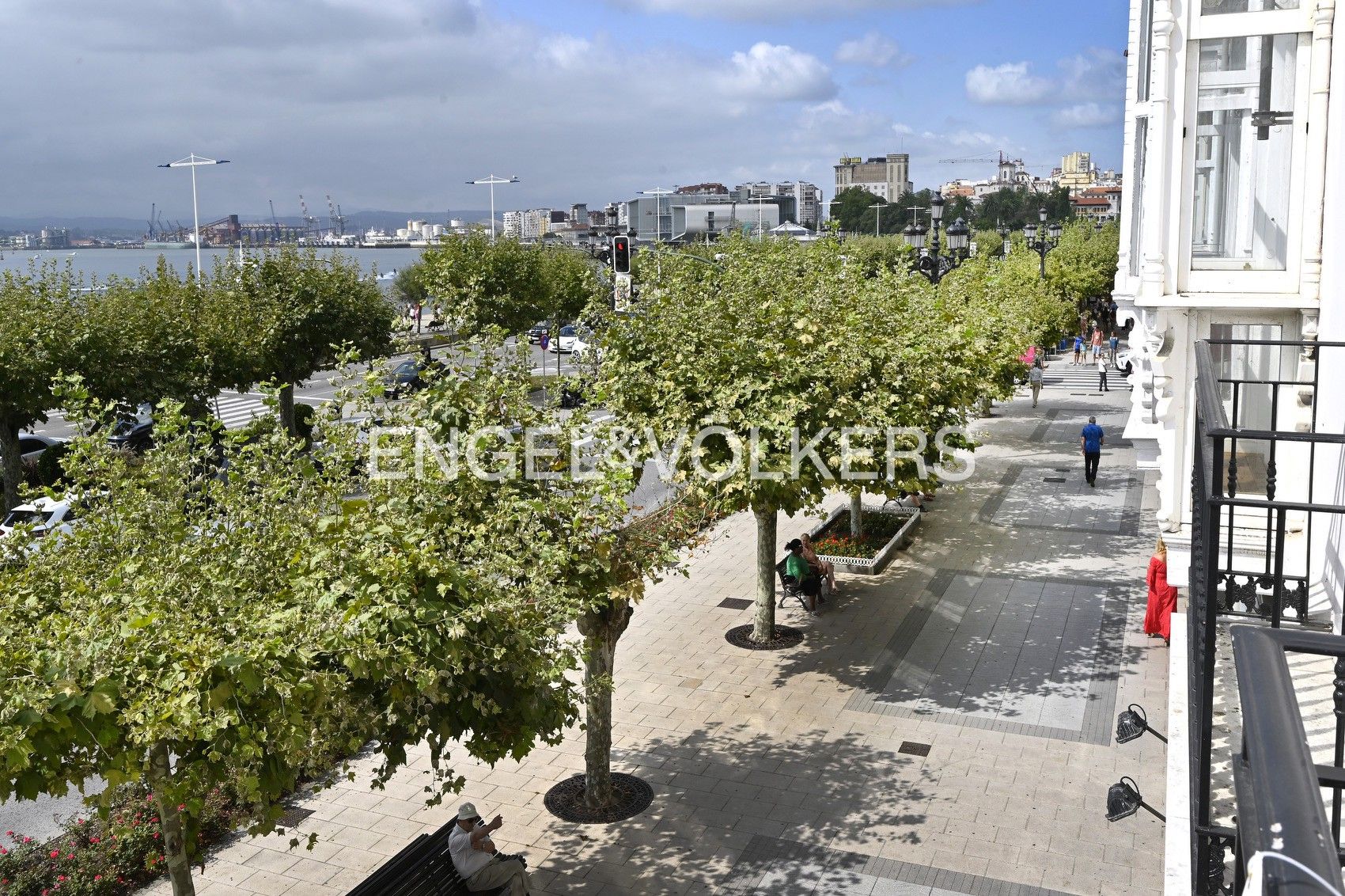 Vista exterior de Loft de alquiler en Santander con Calefacción