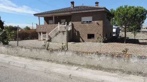 Solvia Inmobiliaria  Chalet independiente Yeles
