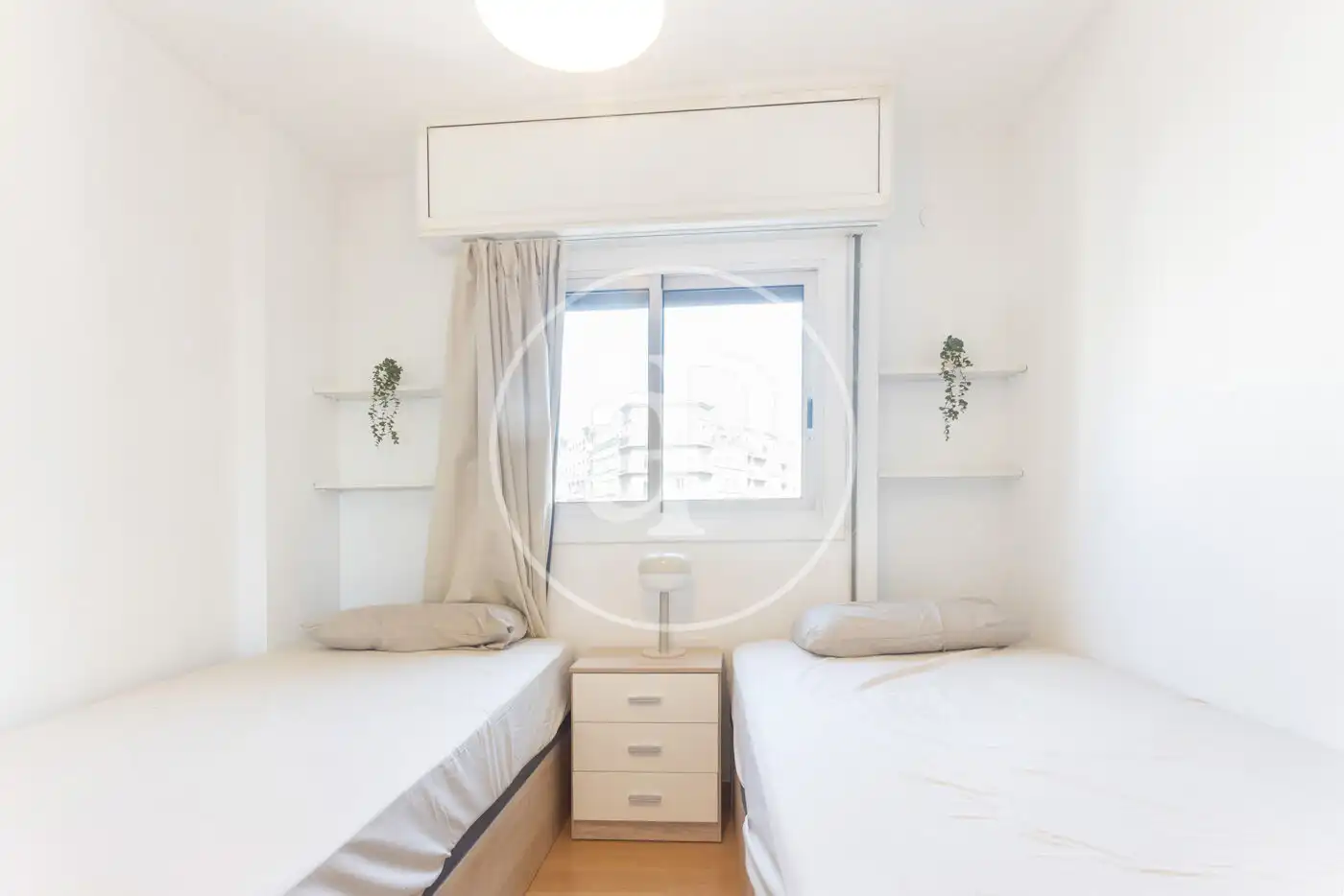Habitación de Piso de alquiler en Barcelona con Amueblado y Balcón