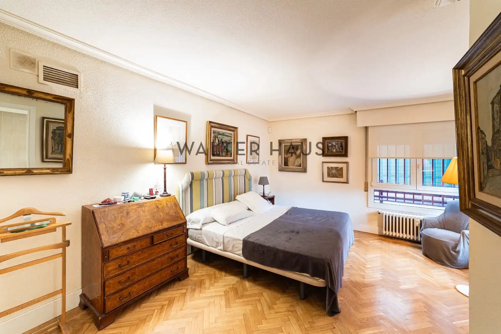 Bedroom of Flat for sale in Madrid  with Air Conditioner, Heating and Terrace