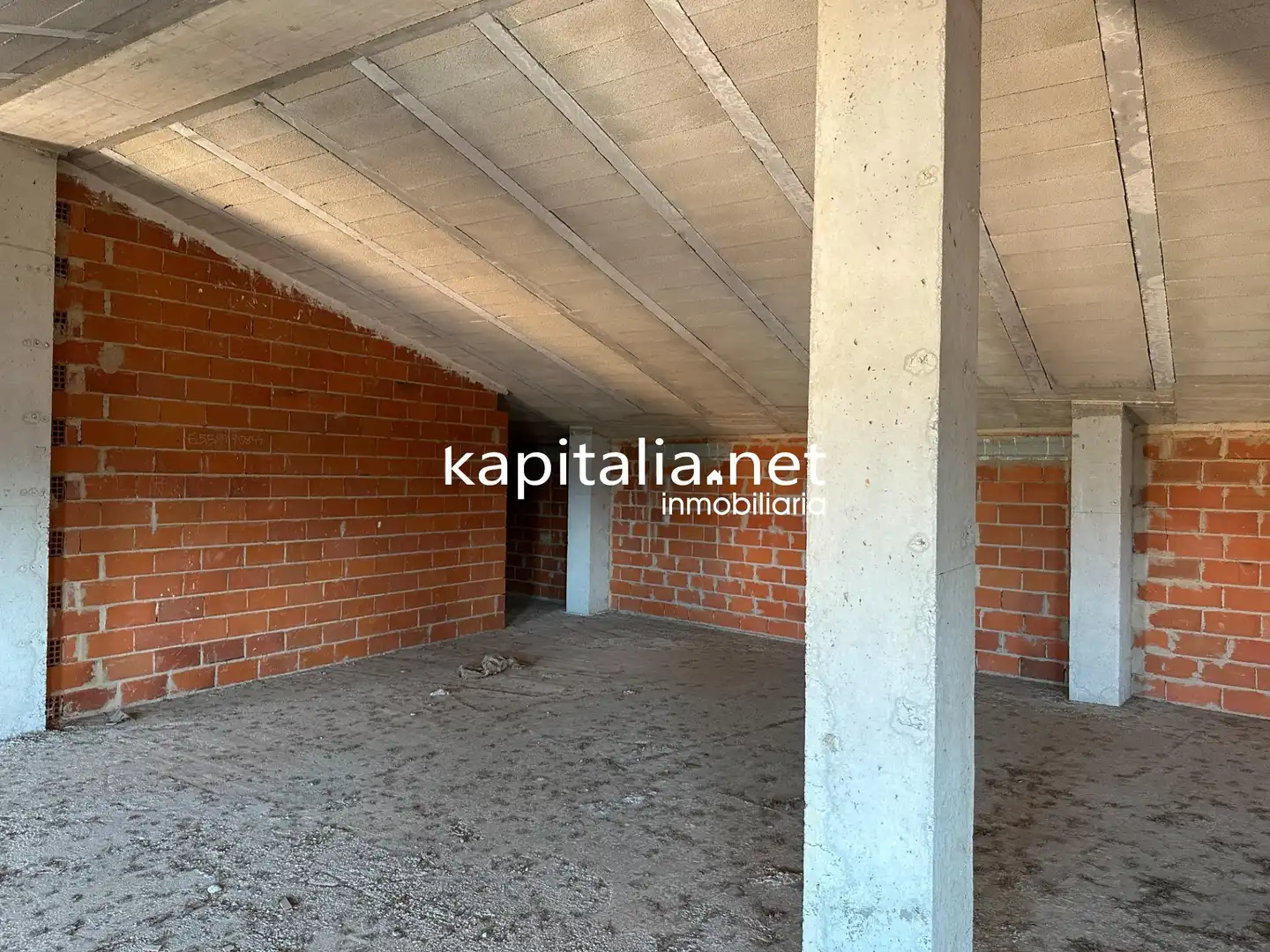Edifici en venda en Agullent