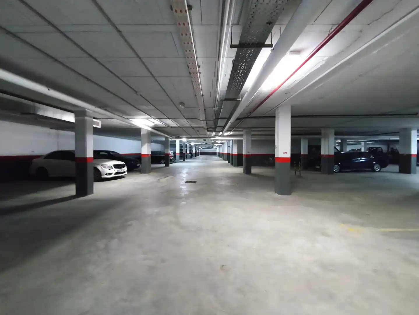 Parkplatz von Geschaftsraum zur Miete in Los Barrios