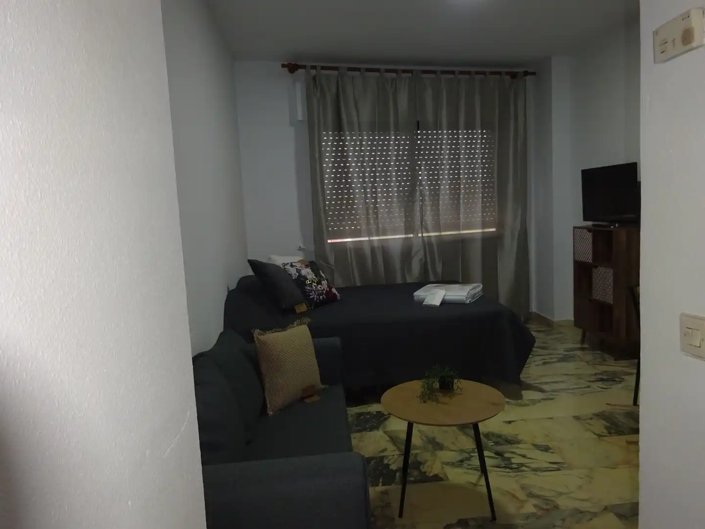 Bedroom of Study for rent in Sevilla  with Air Conditioner, Heating and Washing machine