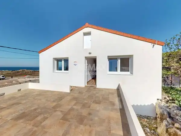 Vista exterior de Casa o xalet en venda en Oia amb Calefacció, Jardí privat i Terrassa
