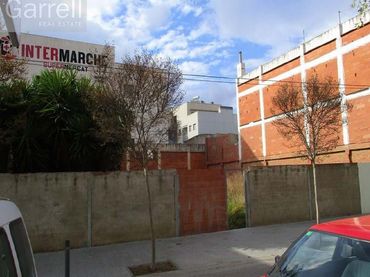 Terreni e lotti in vendita a CL DE MARIA BENLLIURE  N-
 ROSES (GIRONA)