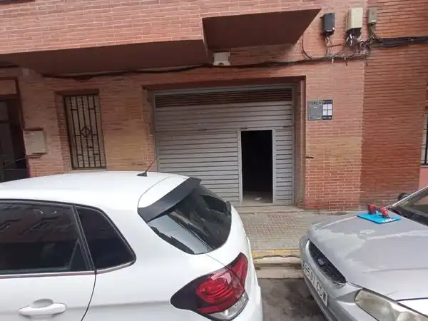 Local en venta en C/ Montsant, Sagnier - Plaça de Catalunya