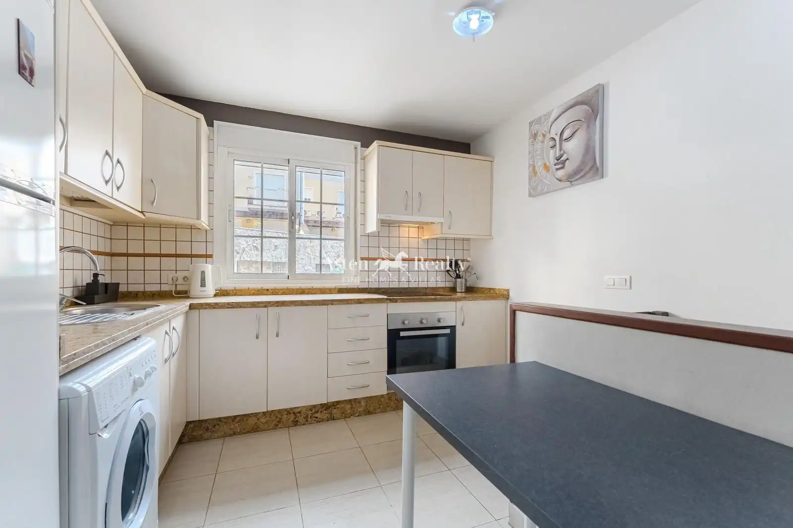 Cocina de Casa adosada en venta en San Miguel de Abona con Aire acondicionado, Calefacción y Jardín privado