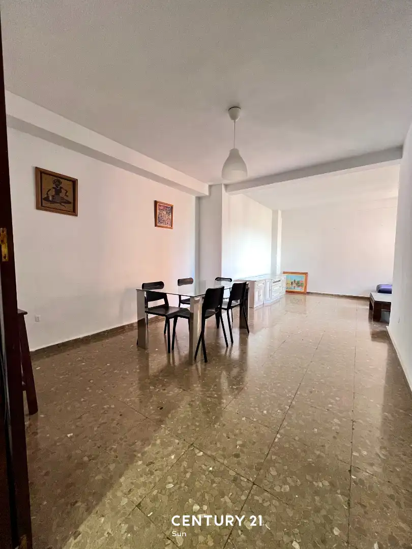 Apartament amb terrassa en venda a Plaza Juan de la Rosa 3M, imagen 4