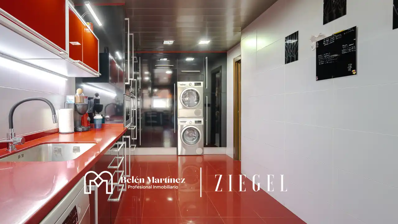 Cocina de Casa o chalet en venta en Urbanizaciones