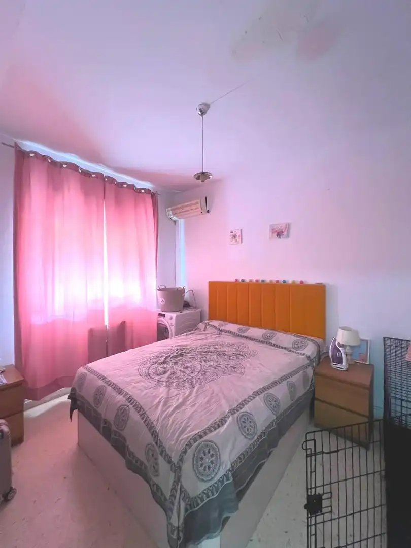 Habitación de Piso en venta en Utrera con Aire acondicionado