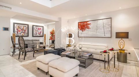 Foto 2 von Wohnung zur Miete in Jerónimos, Madrid Capital