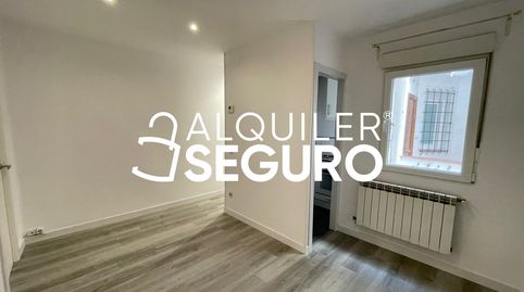 Foto 2 de Piso de alquiler en De Doña Urraca, Puerta del Ángel, Madrid Capital