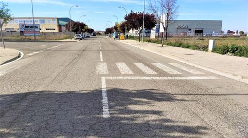 SE VENDE AMPLIA PARCELA EN EL POLIGONO DE LA BARRENA EN TUDELA