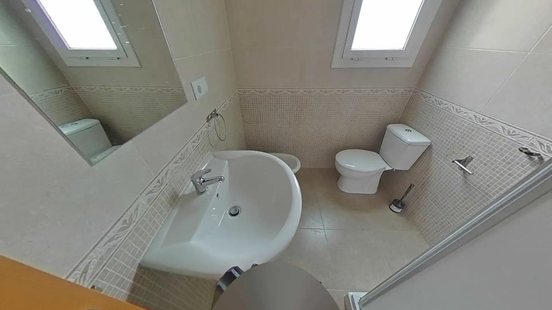 Badezimmer von Wohnung zum Verkauf in L'Hospitalet de Llobregat mit Heizung