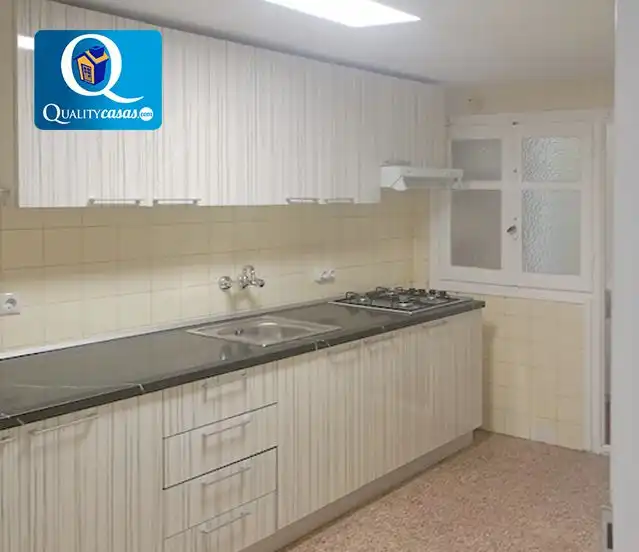 Wohnung zur Miete in Sax