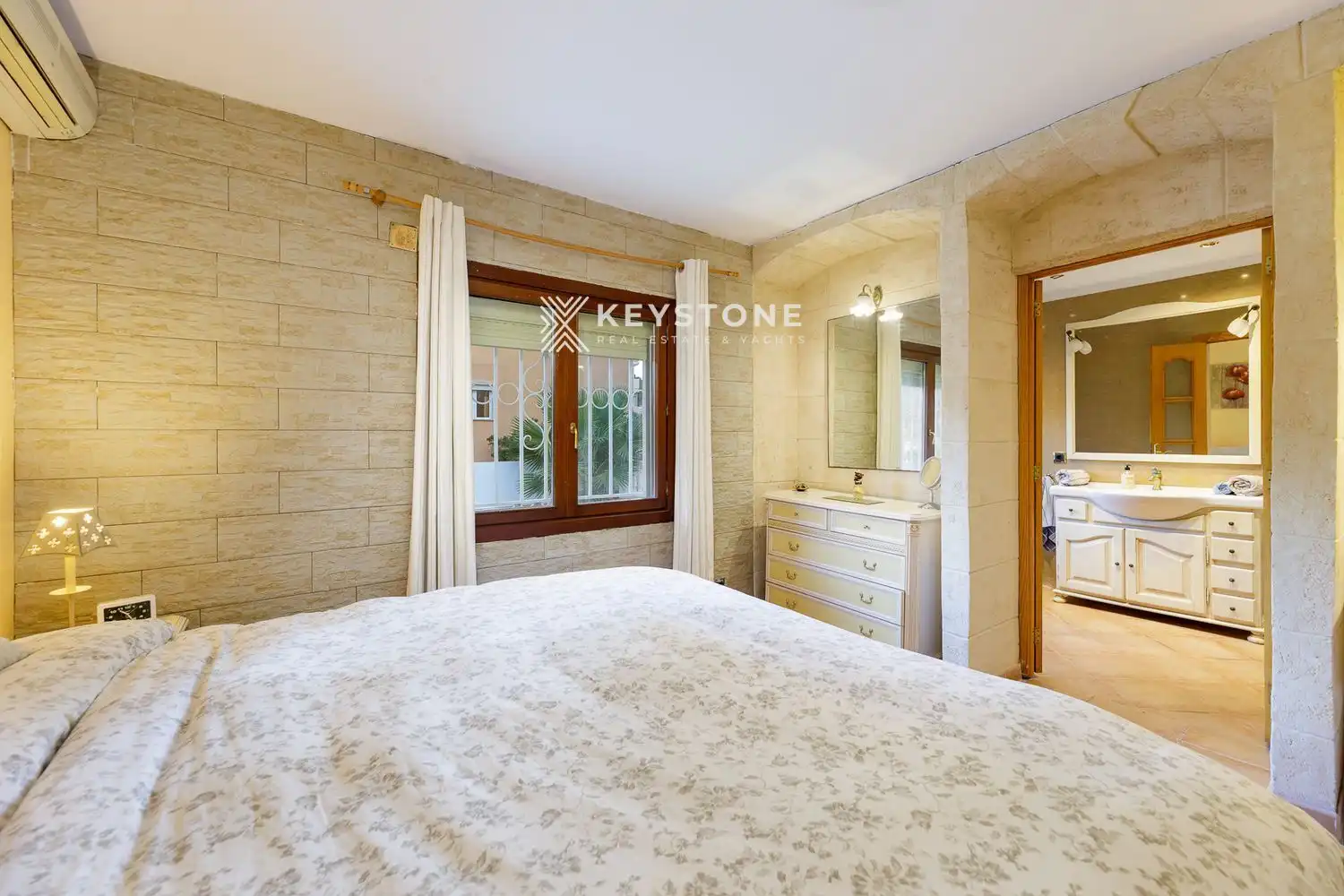 Habitación de Casa o chalet en venta en Calvià con Aire acondicionado, Terraza y Trastero