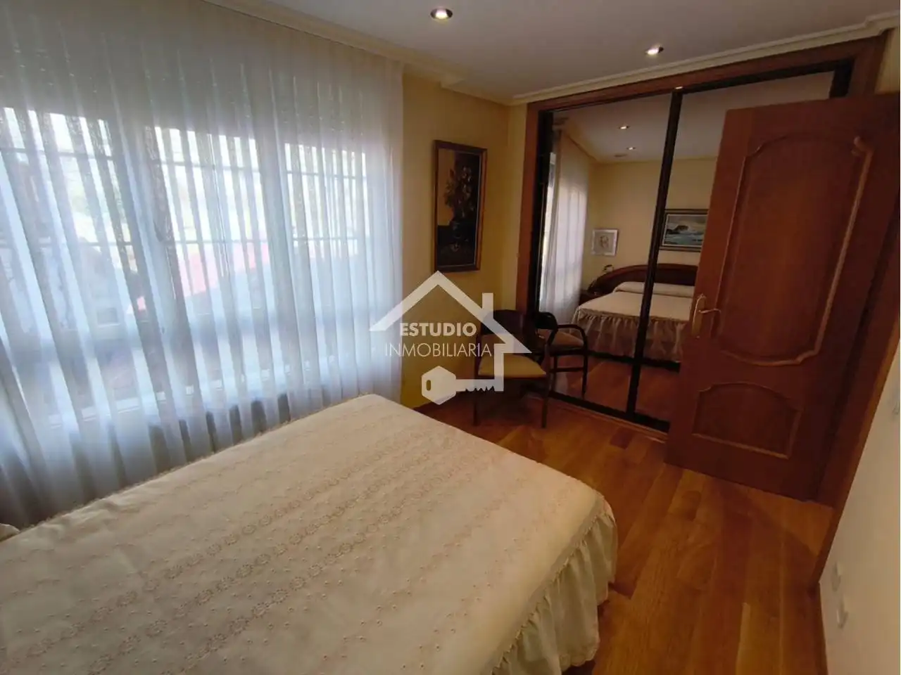 Dormitori de Casa o xalet en venda en Lodosa amb Aire condicionat, Calefacció i Parquet