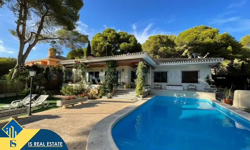 Detached house with pool for sale in Orihuela Costa, imagen 4