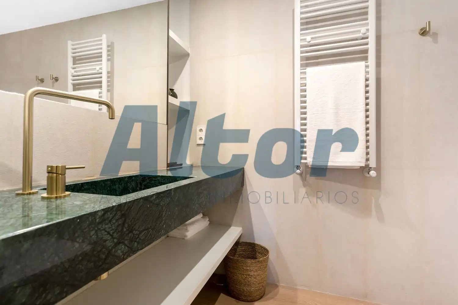 Piso en venta en HORTALEZA, Justicia - Chueca