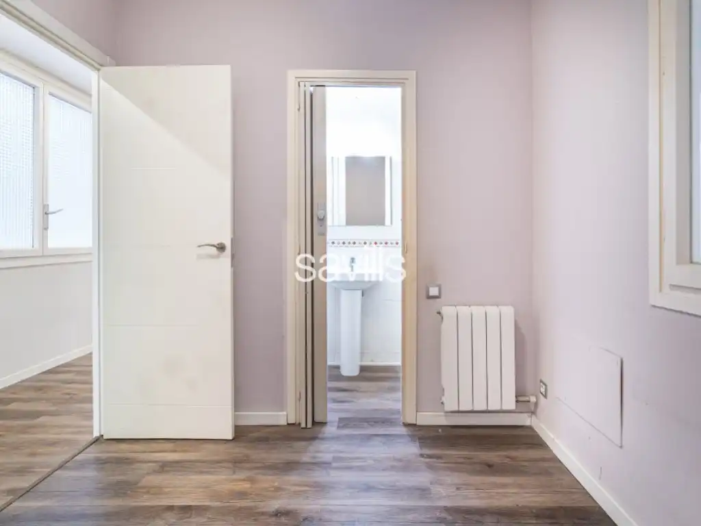 Habitación de Apartamento en venta en Barcelona con Aire acondicionado, Horno y Balcón