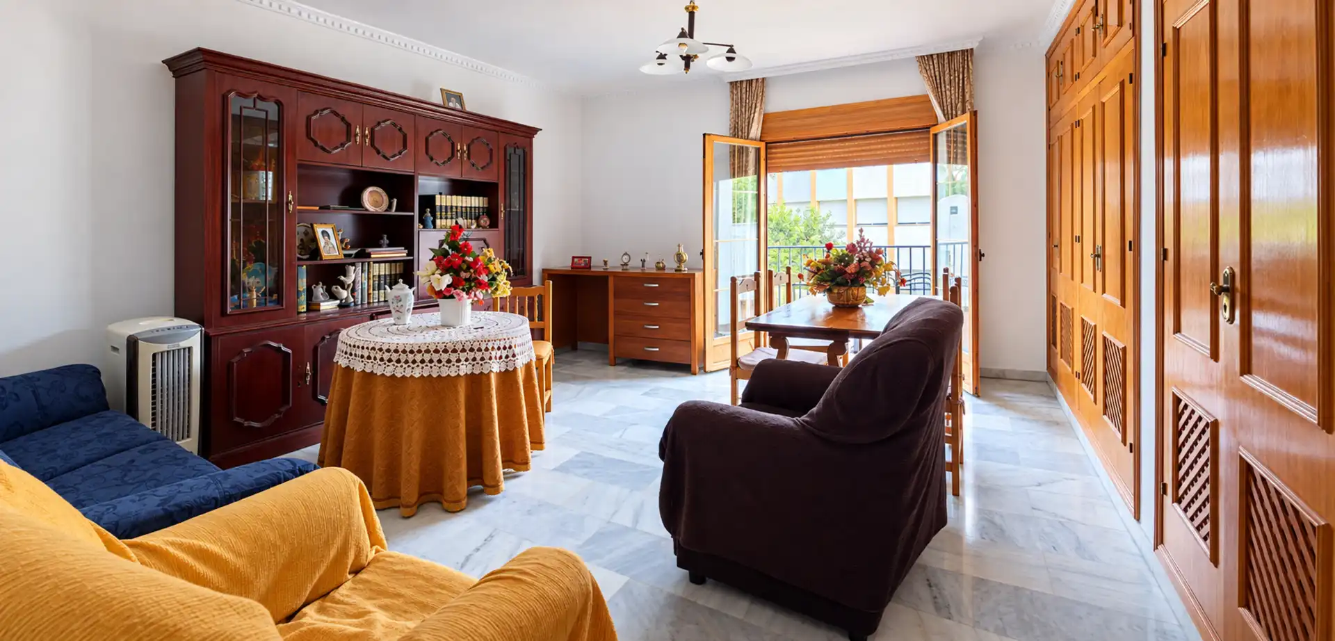 Casa aparellada en venda a Estepona Pueblo, imagen 8