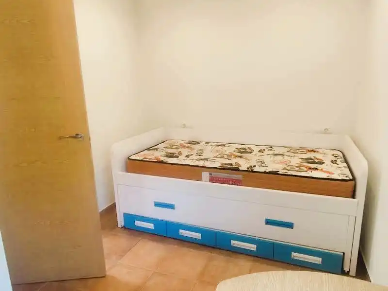 Dormitori de Casa o xalet en venda en Pravia amb Calefacció, Moblat i Forn