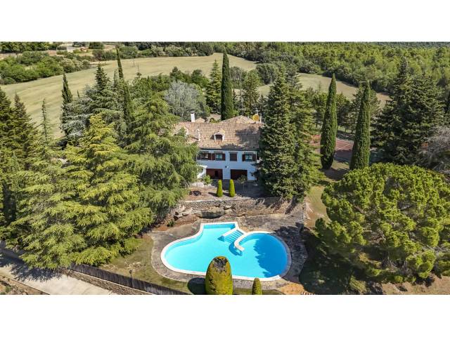 Casa-chalet en Venta en Riner