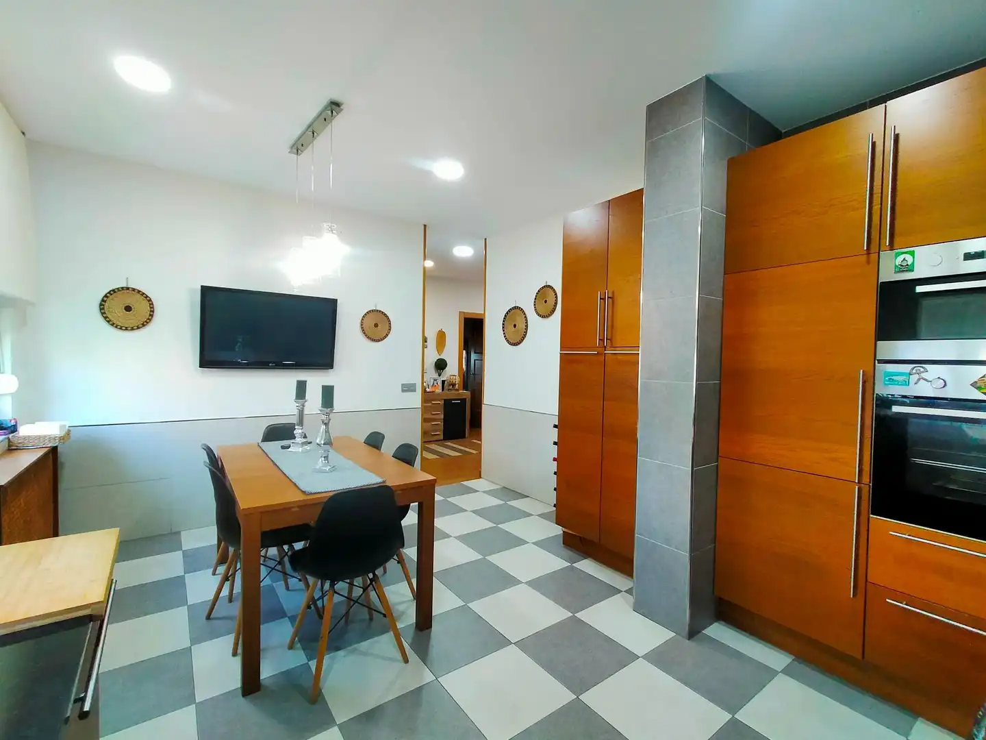 Küche von Dachboden zum Verkauf in Pravia mit Heizung, Terrasse und Möbliert
