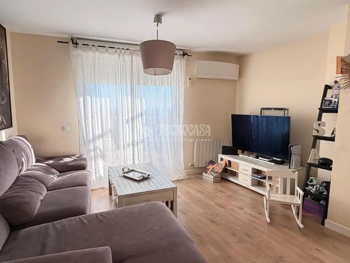 Living room of Attic for sale in Valdemoro  with Air Conditioner, Heating and Terrace