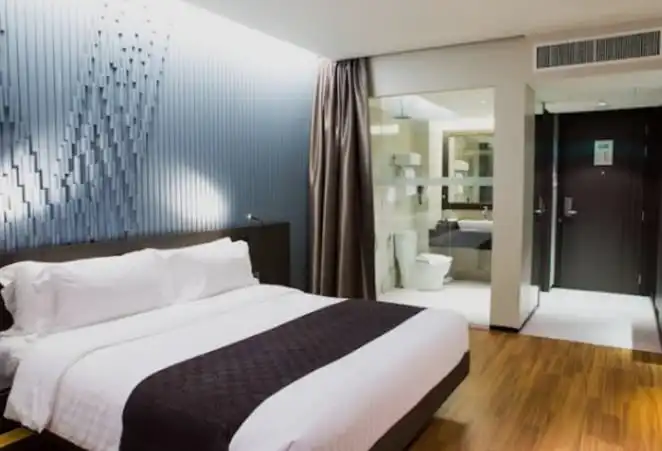 Bedroom of Building for sale in  Sevilla Capital