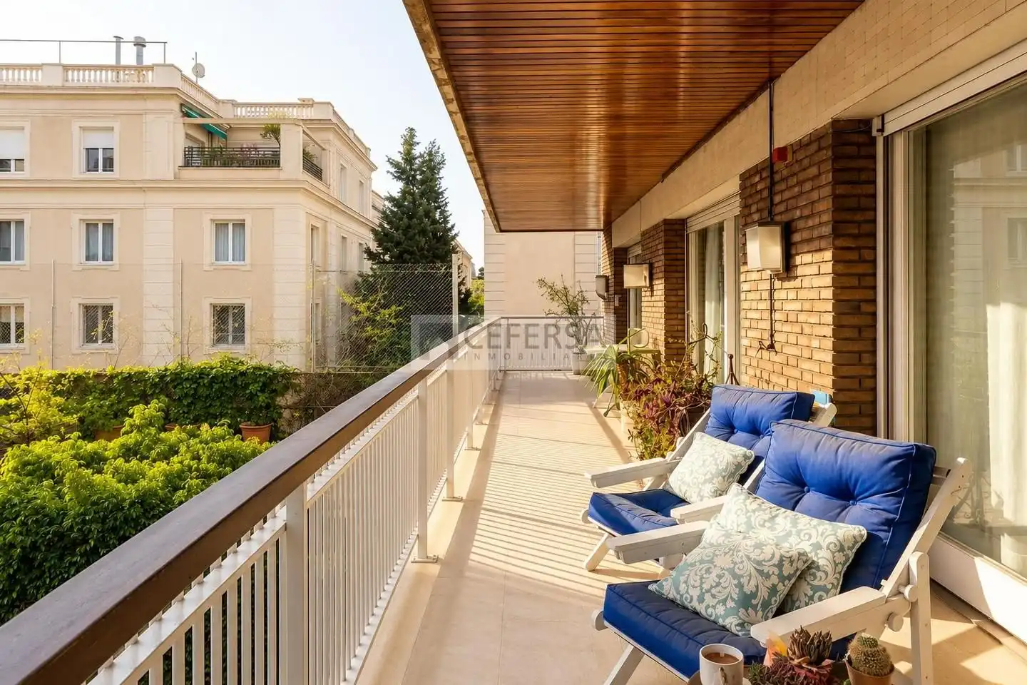 Terrasse von Wohnung zum Verkauf in Barcelona mit Heizung, Parkett und Terrasse