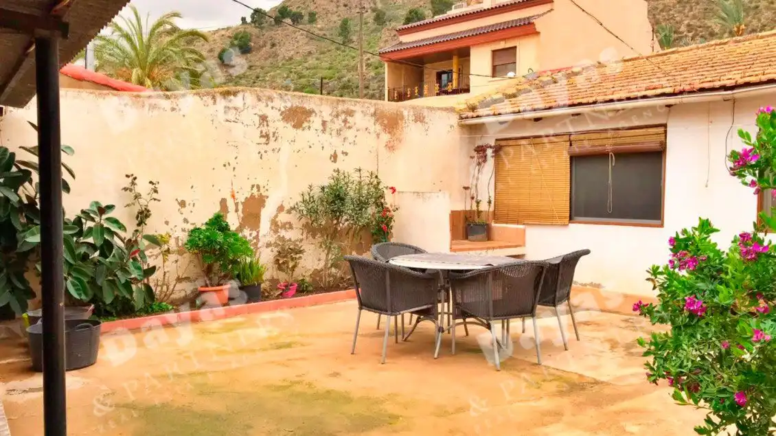 Terrassa de Casa o xalet en venda en Orihuela amb Aire condicionat