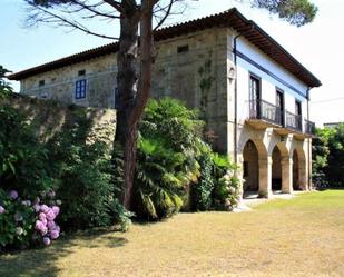 Vista exterior de Casa o xalet en venda en Piélagos amb Jardí privat i Balcó