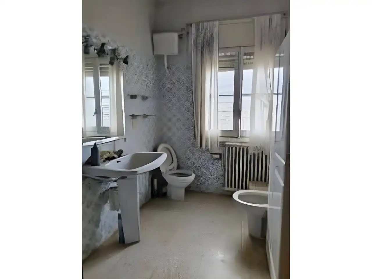 Badezimmer von Gebäude zum Verkauf in Tamarite de Litera, Huesca